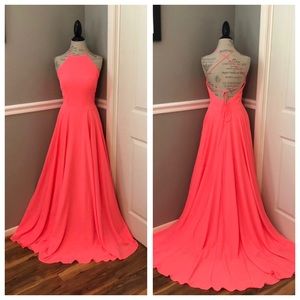 NEW STUDIO 17 NEON PINK SZ 12 CHIFFON HALTER LACE BACK FORMAL EVENING GOWN